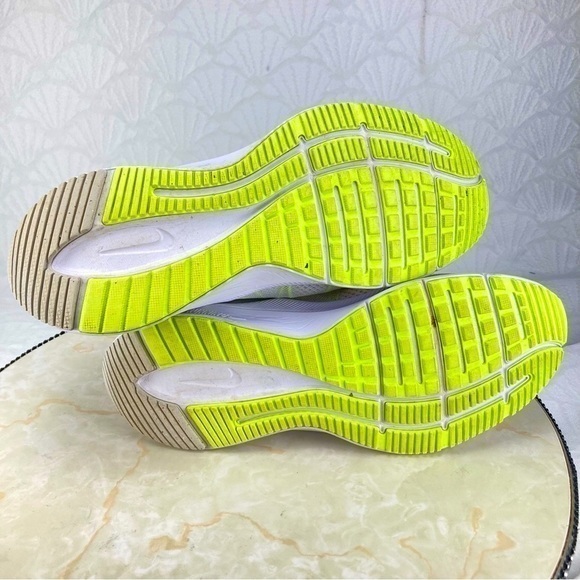 Nike Quest 4 Summit Womens Size 7.5 Shoes White Royal Athletic Running Sneakers - Picture 9 of 10